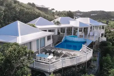 Image de Milonga (1/4 Rooms) Luxury villa