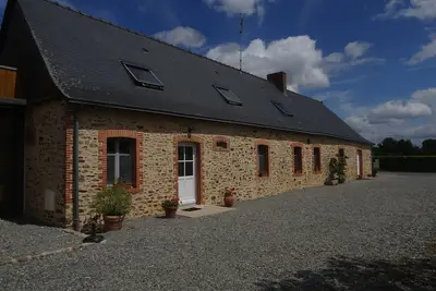 Image de Maison Familiale, ancienne ferme avec vue d'exception.