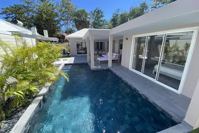 Image de Villa La Perle 3 chambres, piscine privative à 200 m de la plage de la Caravelle