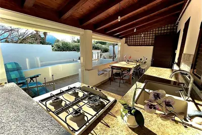 Image de House Aurora Volcano Island