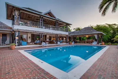 Image de Sundance (5/7 Rooms) Luxury villa