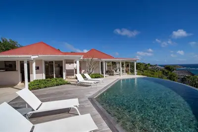 Image de Nocean (1/2 Rooms) Luxury villa