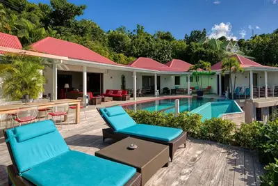 Image de La Maison Rouge (2/3 Rooms)