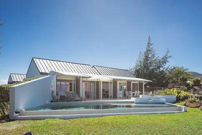 Image de Seaweed (1/2 Rooms) Luxury villa