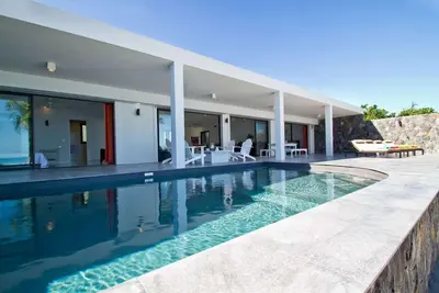 Image de Les Basses Luxury villa