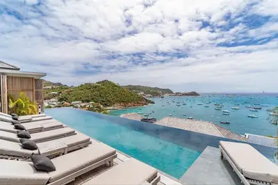 Beautiful Bianca Luxury villa