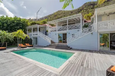 Image de Habitation Saint Louis (2/4 Rooms)