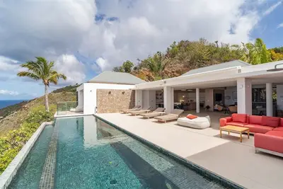 Image de D'Zir (2/3 Rooms) Luxury villa