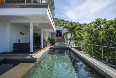 Image de Casaroc (1/3 Rooms) Luxury villa