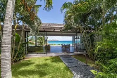 Image de Varuna (3/4 Rooms) Luxury villa