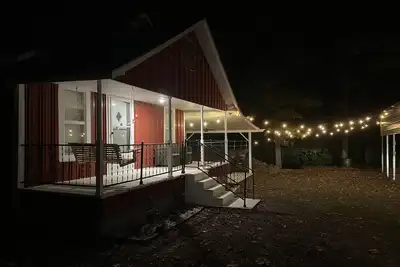 Image de The Red House- One mile from Narrows Marina, Shiloh Marina, or Devils Fork