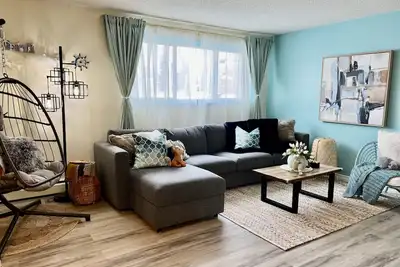 Image de Beach Vibe Baby & Kid Friendly King Bed Fireplace