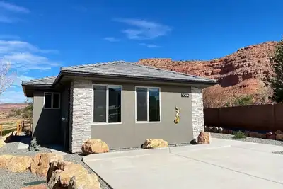 Image de Home in Kanab Near Zion & Bryce! Private hot tub!