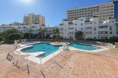 Image de Benalmar Playa - Cozy apartment with shared pool a few meters from the beach. Free Wifi.