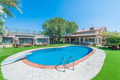 Image de Villa Marjals 16 - Villa with private pool in Muro. Free WiFi