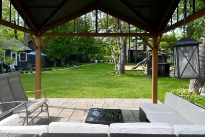 Image de Family friendly cottage  2 min from the beach