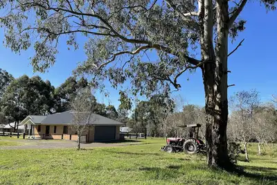 Image de Little Kingsley farmstay, cottage on a little farm 1hr from Sydney & Wollongong