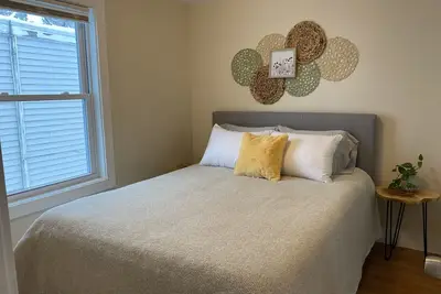 Image de Cozy Burlington Escape with Hot Tub