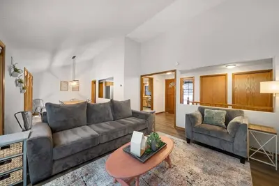 Image de Cozy Retreat I Indian Trail Large Home!