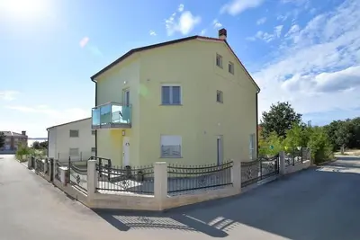 Image de Maison de vacances pour 10 personnes env. 190 qmà Medulin, Istrie (Côte sud de l'Istrie)