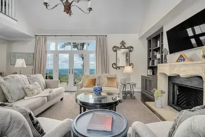 Image de French Quarter Inn - Views - Spa tub Sleeps 27