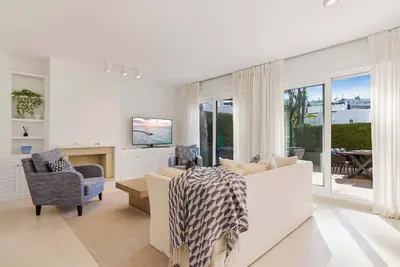 Casa Guadalvillas - 3Bd Townhouse Near The Beach!