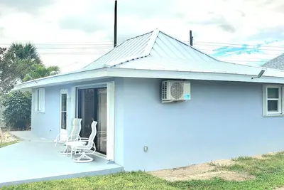 Image de Beautiful, Cozy Beach Villa In The Heart Of Treasure Cay!