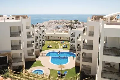 Image de 1 bedroom apartment city center - 5 min from the beach