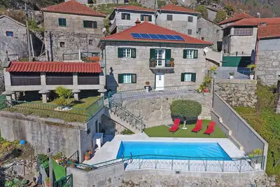 Image de Maison au Village avec piscine privée