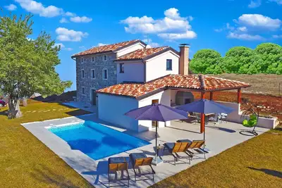 Image de Maison de vacances Momjan pour 1 - 6 personnes avec 2 chambres à coucher - Maison de vacances