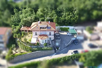 Image de Appartement de vacances Ičići pour 1 - 6 personnes avec 3 chambres à coucher - Logement de vacances