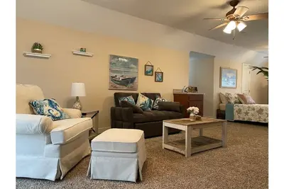 Image de Adorable private 1-bedroom studio on mini-farm.