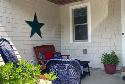 Image de Osterville- Spacious, family friendly renovated 3br, Outdoor shower & Beach Pass