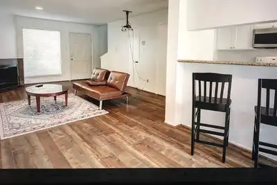 Image de Beautiful Condo close to Nrg