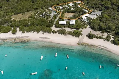 Image de The Hideaway Hull Bay Partial Estate 8 Cottages - Sleeps 24