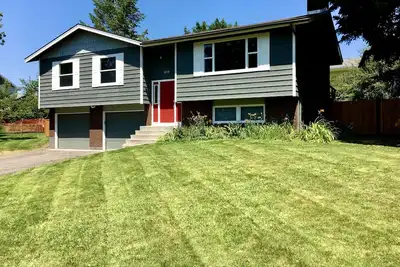 4 Bedroom, Central between Whitefish, Glacier National Park, High Speed Internet