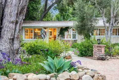 Image de Charming Ranch w/spa, 1/2 acre near Miramar Beach