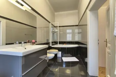 Image de Amazing location, Stroll to Old Town Square