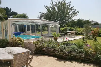 Image de Maison tout confort avec piscine en saison pour 8 personnes  proche de tout