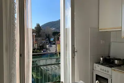 Image de \"Appartamento 8\" Près de la plage avec Wi-Fi et balcon