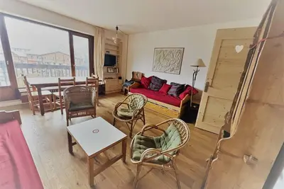 Image de À 150m des pistes de ski, 2ème étage, vue rue, balcon, télévision, casier à ski, 45m², Tignes