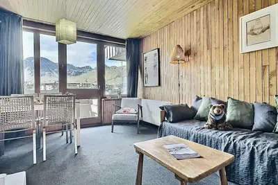 Image de À 50m des pistes de ski, 4ème étage, balcon, télévision, casier à ski, 40m², Tignes