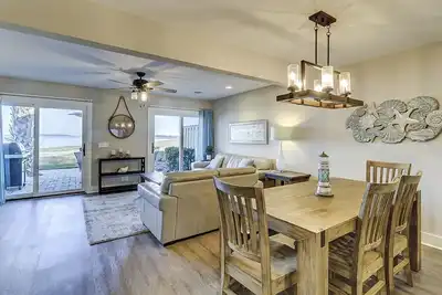 Image de Sunset Rentals | Schooner Court 740