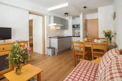 Image de À 50m des pistes de ski, balcon, télévision, 28m², Tignes