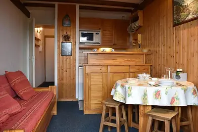 Image de À 150m des pistes de ski, 1er étage, balcon, casier à ski, 19m², Méribel