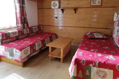 Image de Pied des pistes de ski, 1er étage, vue bâtiment, balcon, télévision, casier à ski, 26m², Valmorel