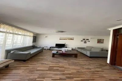 Image de Full furnished luxurious G+3 house @summit court