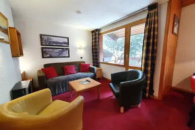 Image de À 50m des pistes de ski, 3ème étage, balcon, télévision, casier à ski, 39m², Montchavin La Plagne