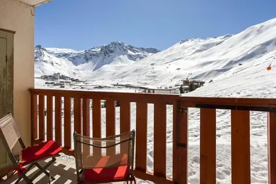 Image de Pied des pistes de ski, 2ème étage, balcon, télévision, casier à ski, 26m², Tignes