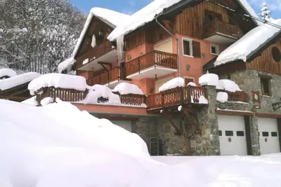 Image de 2ème étage, balcon, casier à ski, 92m², Valloire
